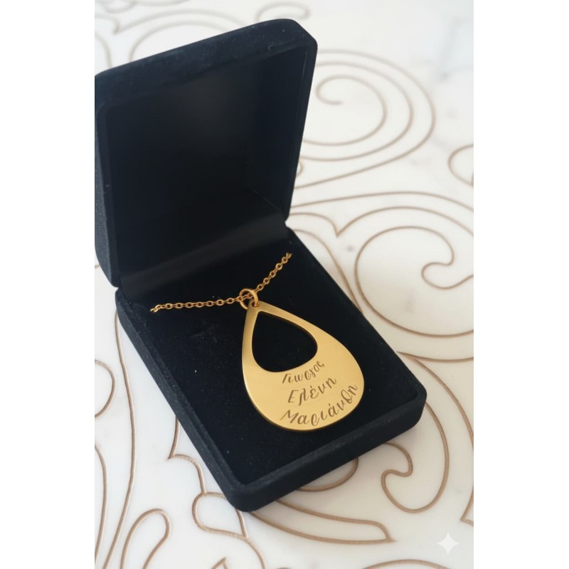 necklace with name engraving