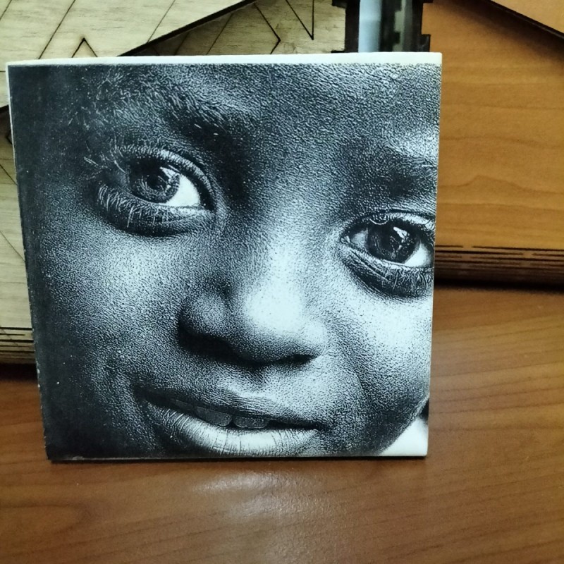 ENGRAVED PHOTOS ON TILE