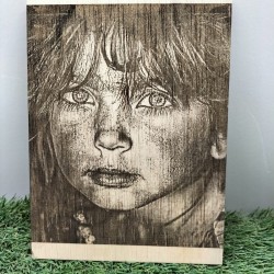 PHOTO ON WOOD SURFACE PHOTO ON WOOD SURFACE