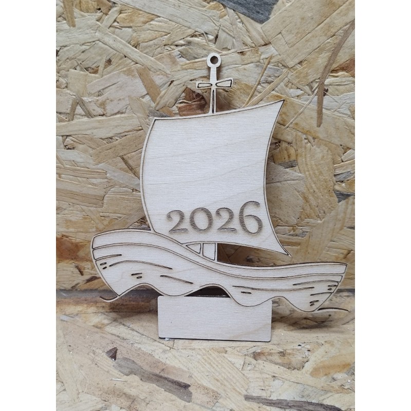 Take a look to our new wooden calendars