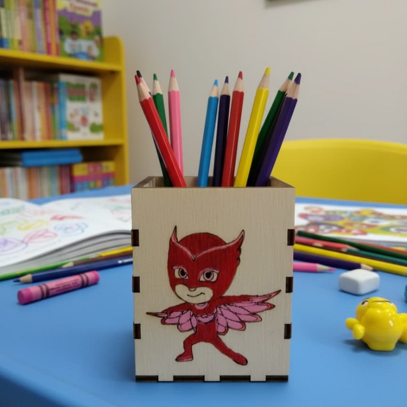 Wooden pencil case with figures