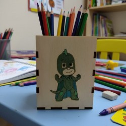 Wooden pencil case with figures