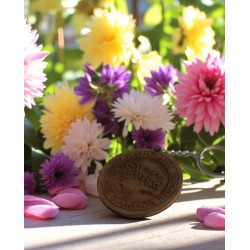 Wooden Keychain "Olympiacos" – Handmade Fan Gift with Engraving