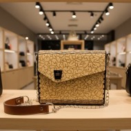 WOODEN BAG ANNIE S